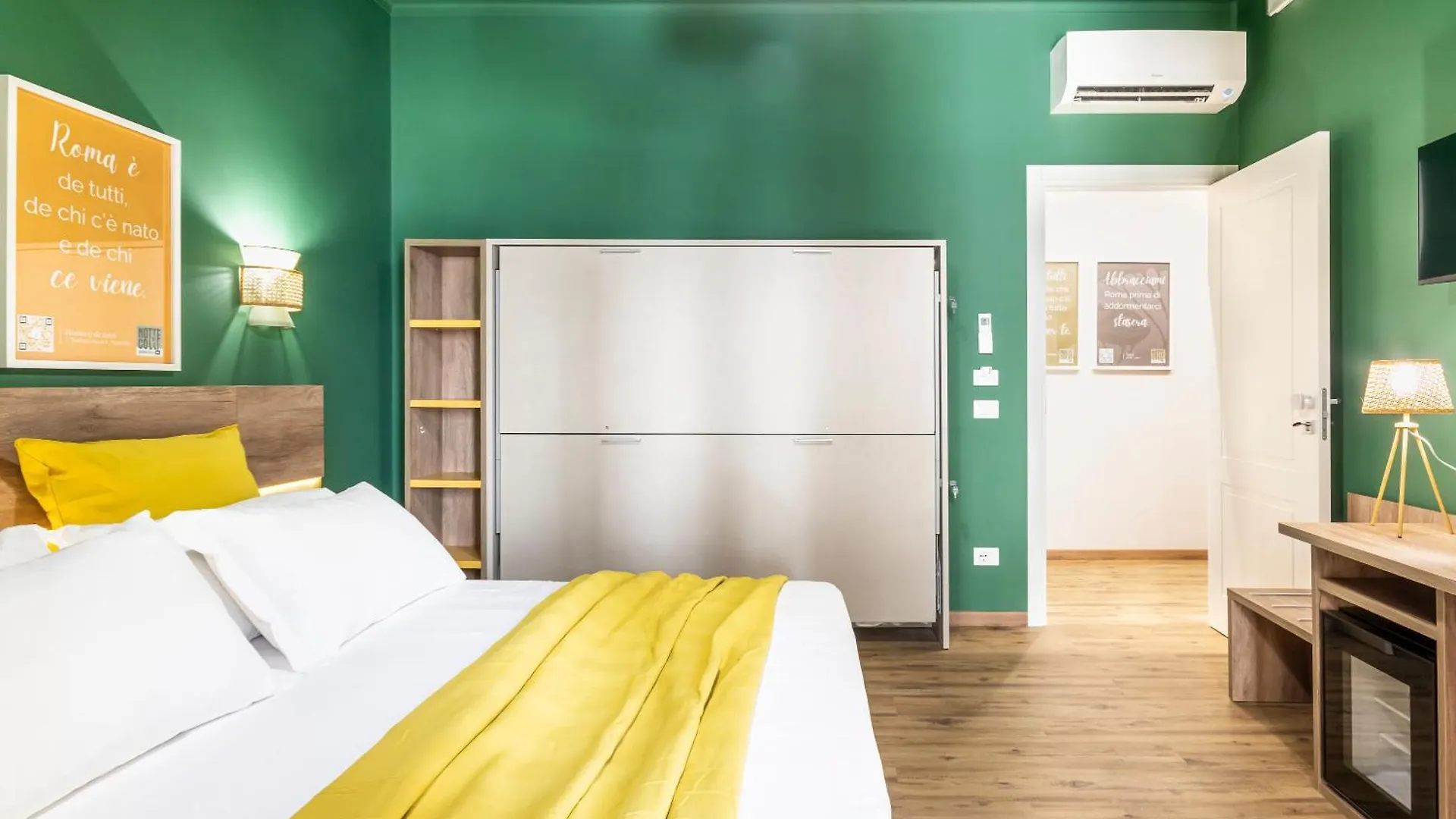 בית הארחה רומא Notte Ai Colli - Rooms & Kitchen